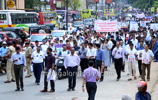 Doctors protest  1